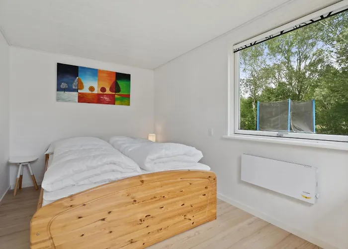 2 Bedroom Gorgeous In