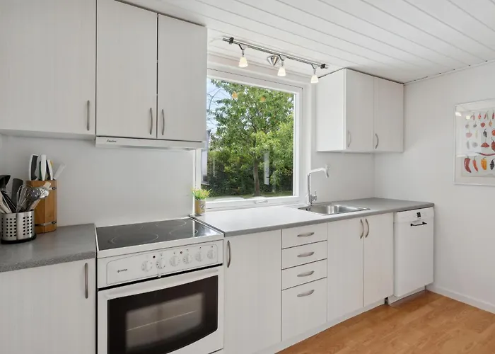2 Bedroom Gorgeous In