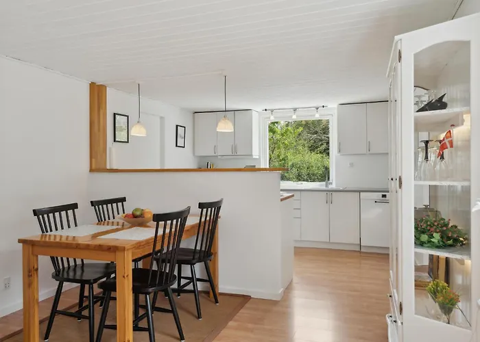 2 Bedroom Gorgeous In Ferienhaus *